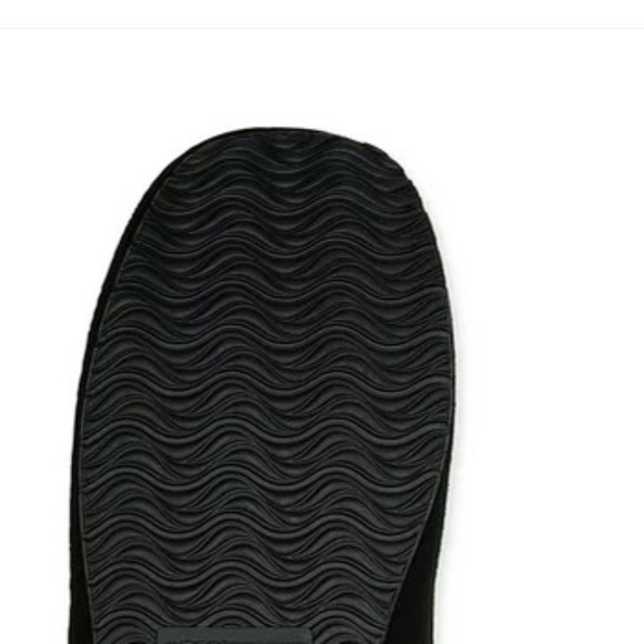 Women's Comfy House Slippers with Faux Fur Lining/ Cozy Slip on House Slippers - Picture 6 of 6